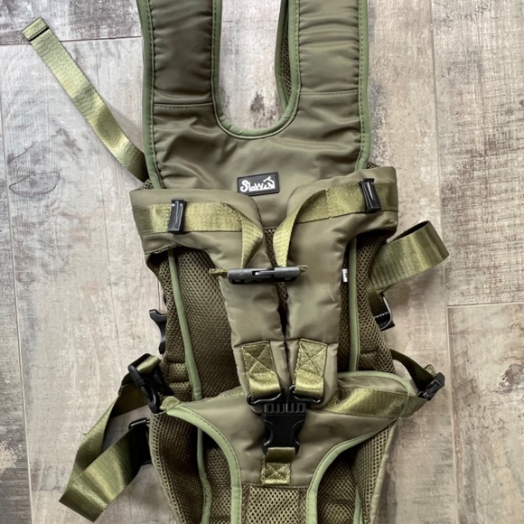 NWOT: SlowTon Pet Carrier 'Medium' - Picture 2 of 8